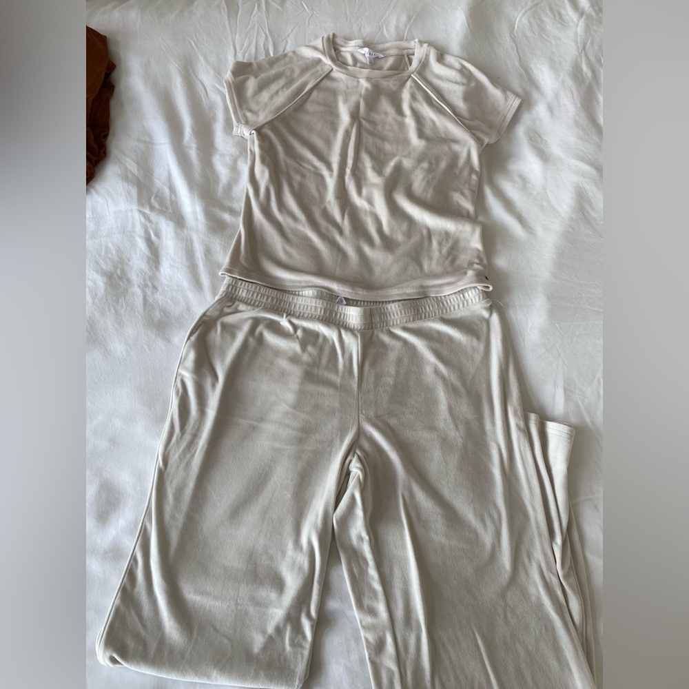Danskin lounge set